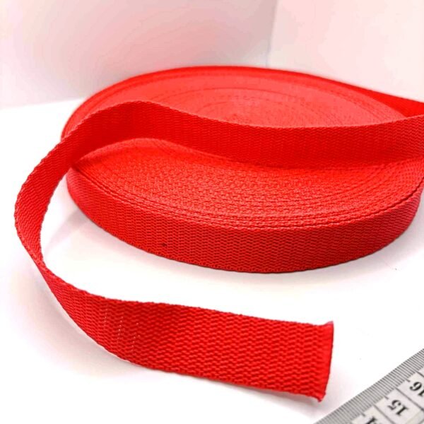 Raudonos spalvos diržinė juosta 2cm pločio