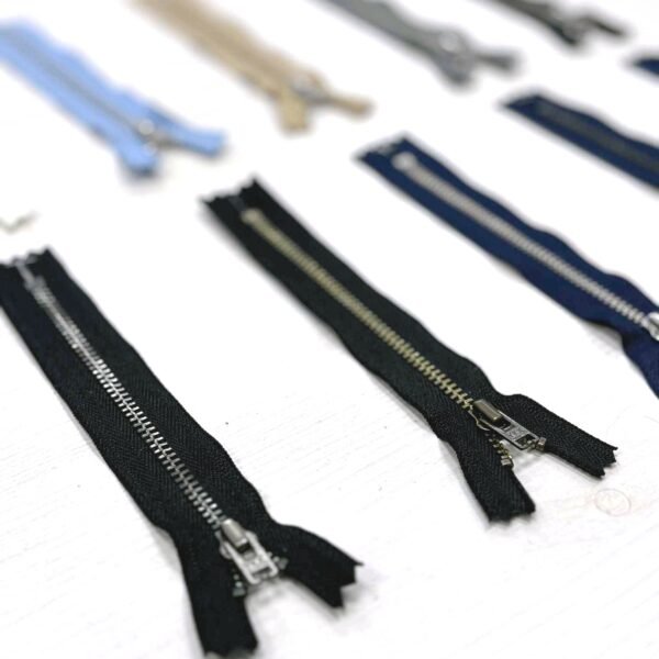 Metalinis užtrauktukas ,,YKK” ( ilgis 14cm)