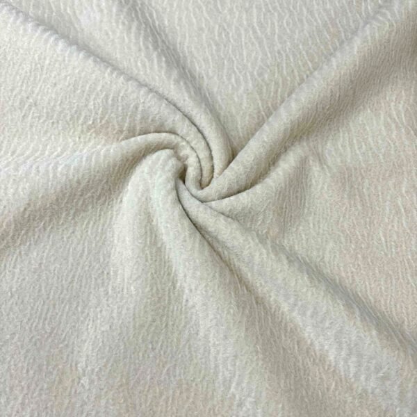 Dirbtinis banguotas kailis