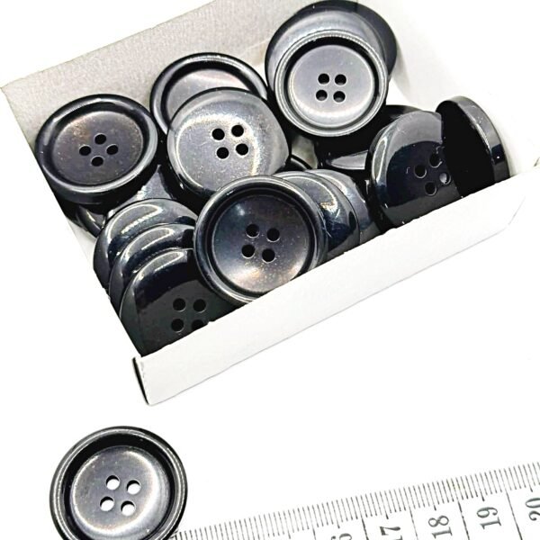 Plastikinė saga (Sag-60)