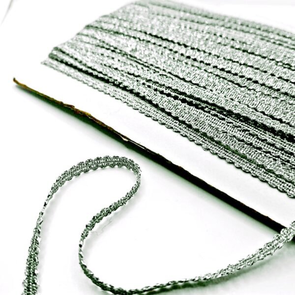 Siaura blizganti juostelė (6mm pločio)