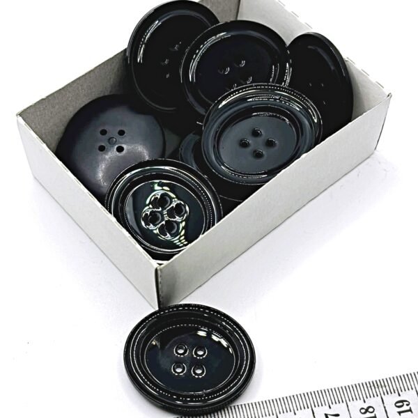 Plastikinė saga (Sag-74)