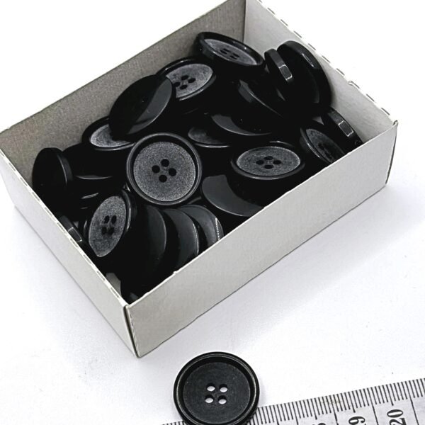 Plastikinė saga (Sag-30)