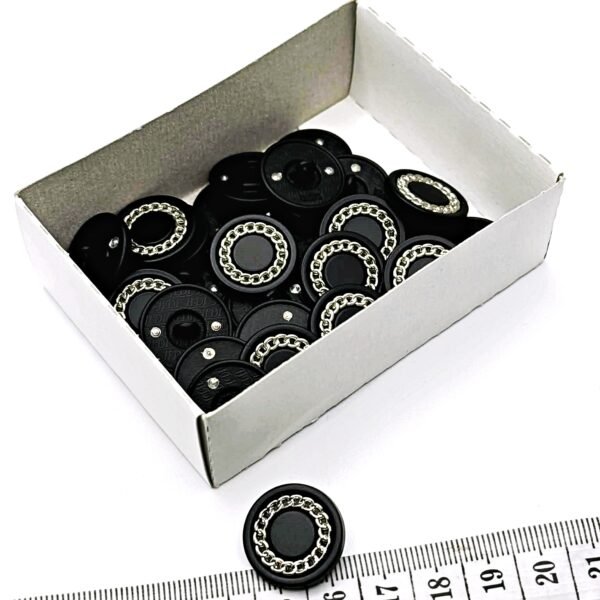 Plastikinė saga (Sag-27)