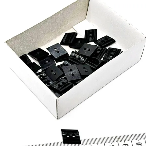 Plastikinė saga – juoda matinė, 1,3 cm – daireda.lt