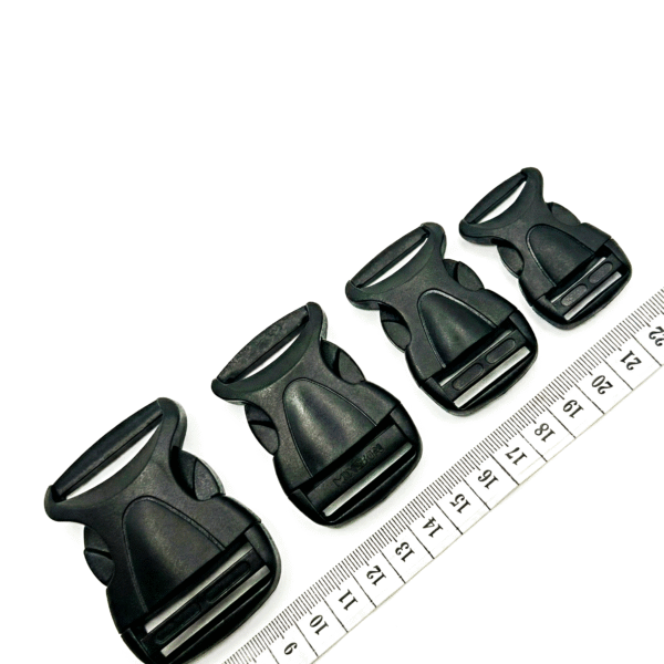 4-dydžiai. Plastikiniai užsegimai