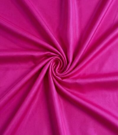 Blizgus atlasas audinys fuksijos spalvos