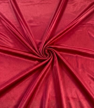 Blizgus atlasas audinys raudonos spalvos