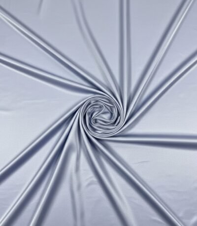 Blizgus dvipusis atlasas audinys šviesiai pilkos spalvos