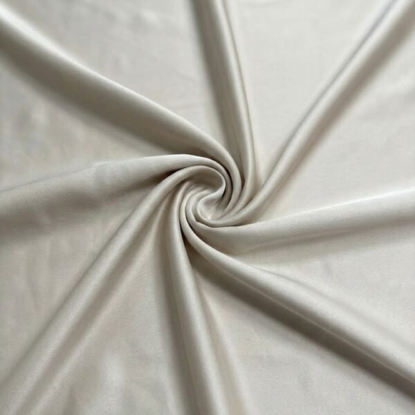 Dvipusis atlasinis audinys su švelniu blizgesiu iš abiejų pusių