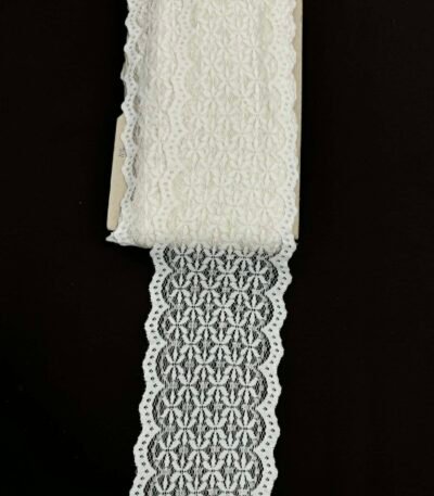 Elastinga nėrinių juosta 14 cm su geometriniu raštu