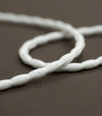 Isiuvamas svarelis uzuolaidu kritimui stabilizuoti