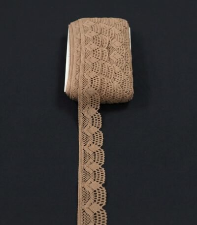 Nėrinių juostelė 4 cm natūrali smėlio spalvos