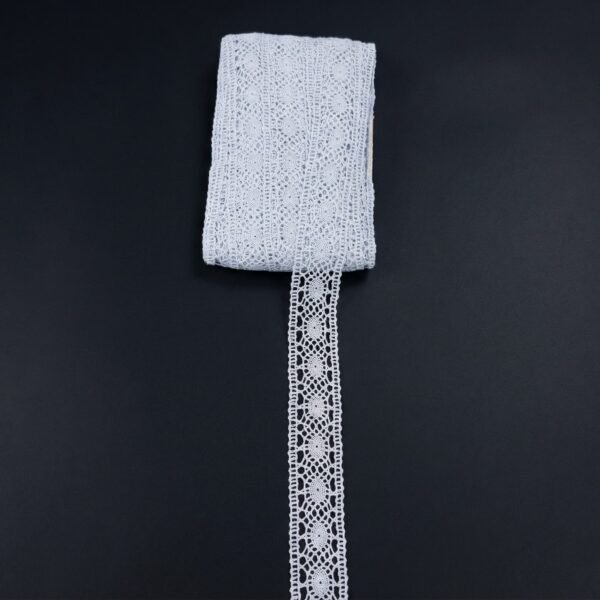 Nėrinių juostelė 4 cm šviesiai mėlyna ažūrinė