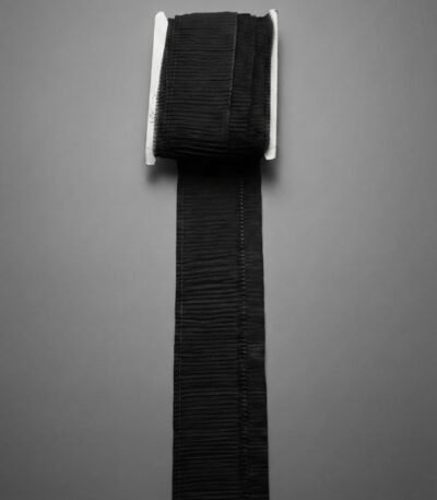 Plati elastinga juosta užuolaidoms 9,5 cm juodos spalvos