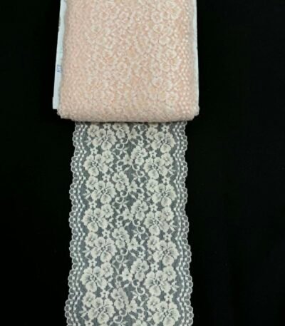 Plati elastinga nėrinių juosta 15 cm su smulkiu gėlių raštu