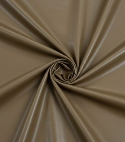 Smėlio rudos spalvos dirbtinė oda su lygiu matiniu paviršiumi