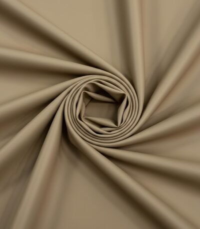 Smėlio spalvos dirbtinė oda su lygiu matiniu paviršiumi