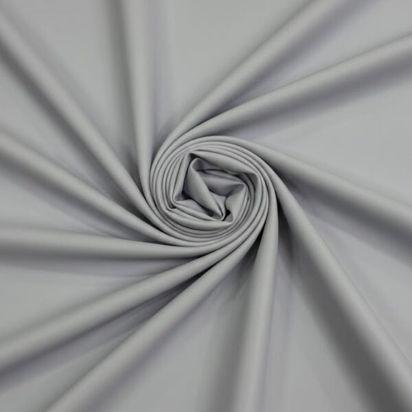 Šviesiai pilka dirbtinė oda su lygiu matiniu paviršiumi