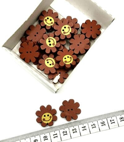 Vaikiška medinė saga gėlytės formos 22 mm su šypsenėle