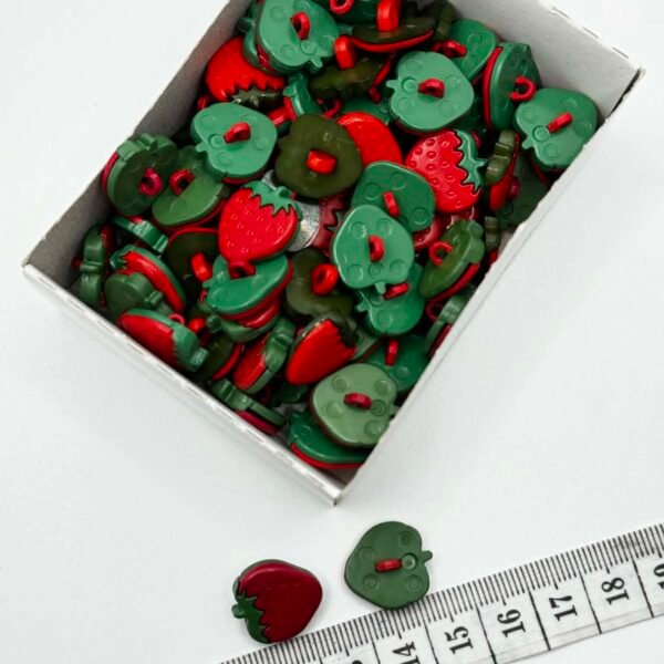 Vaikiška saga braškės motyvas 17 mm su koteliu