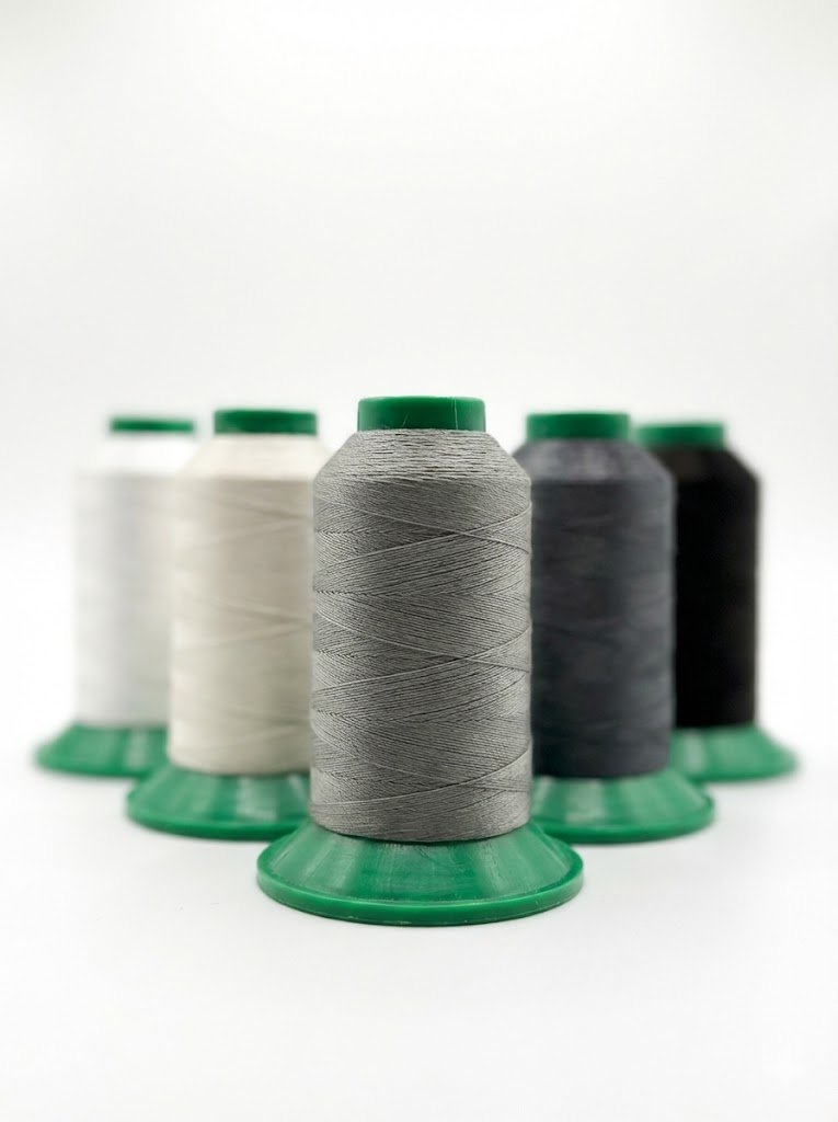 siuvimo siūlai užuolaidoms Tytan 250 siuvimo siūlai užuolaidoms Tytan 250