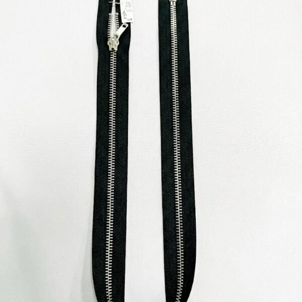 Vienos spynelės metalinis užtrauktukas (Ilgis 75cm)