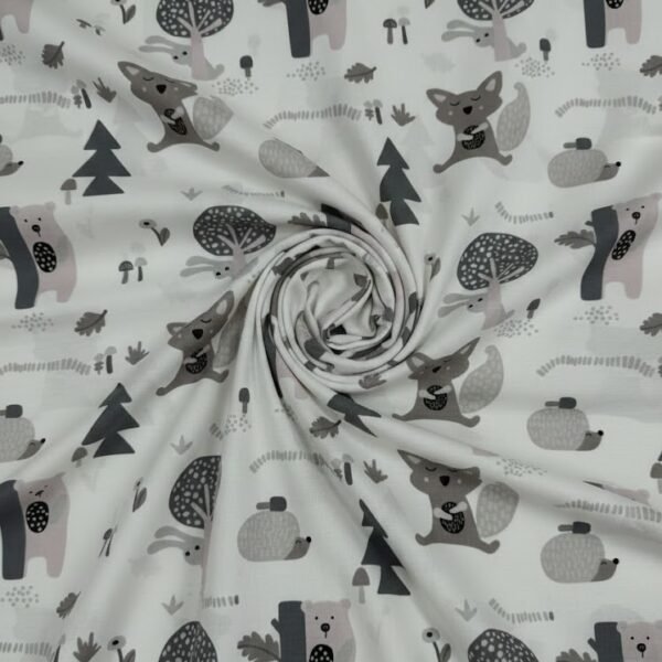 Kartūnas su miško gyvūnais šviesiame fone