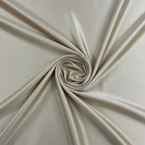 Šviesiai smėlio viskozės pamušalas su elastanu 140 cm pločio