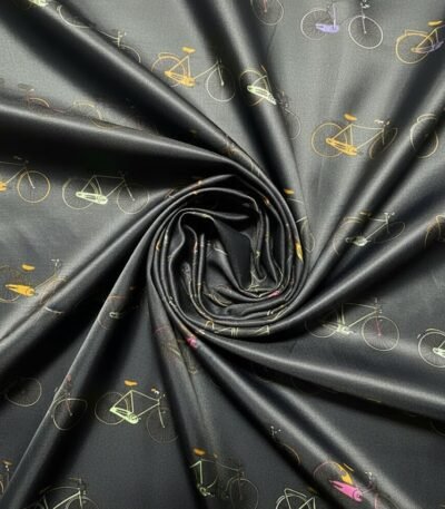 Tamsiai mėlynas viskozės pamušalas su dekoratyviniu raštu