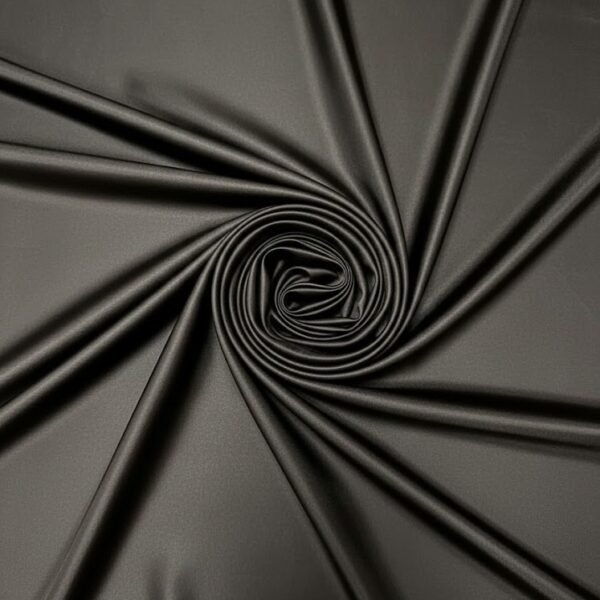 Tamsiai rudas šilko audinys su elastanu, lygus paviršius