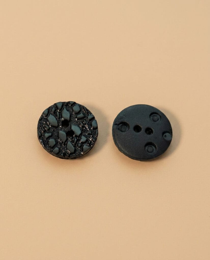 Dekoratyvinė juoda saga, 2 cm
