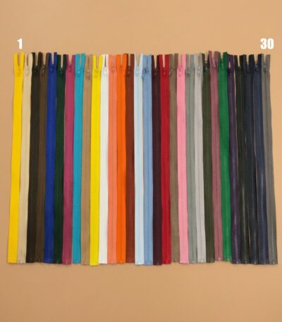 Traktoriniai plastikiniai užtrauktukai 45 cm, Nr. 5 – 30 spalvų