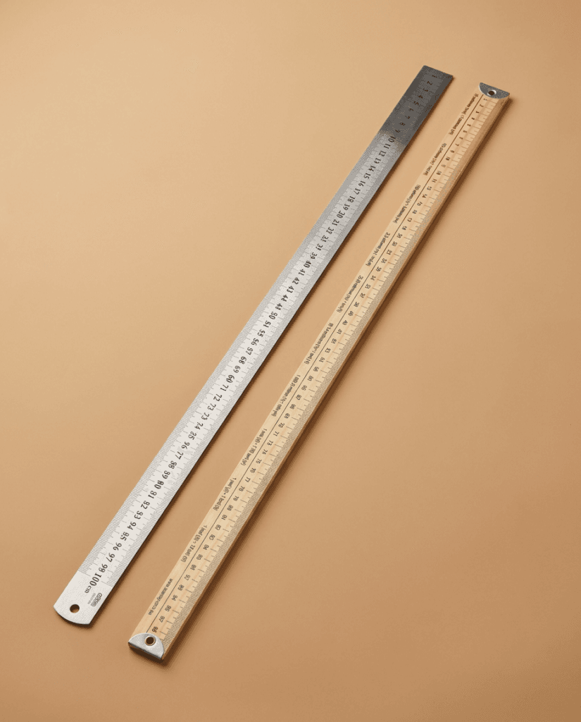 Metalinė ir medinė siuvėjų liniuotė 100 cm kartu | Daireda