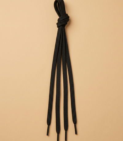 Juodi plokšti batų raišteliai – 93 cm (1 pora)